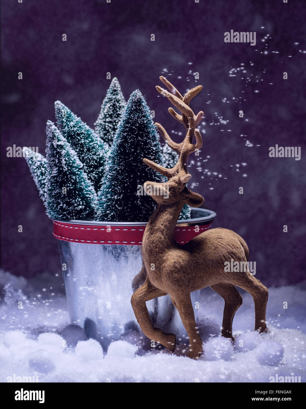Renne animale ornamentali figura a Natale - tono vintage effetto aggiunto Foto Stock