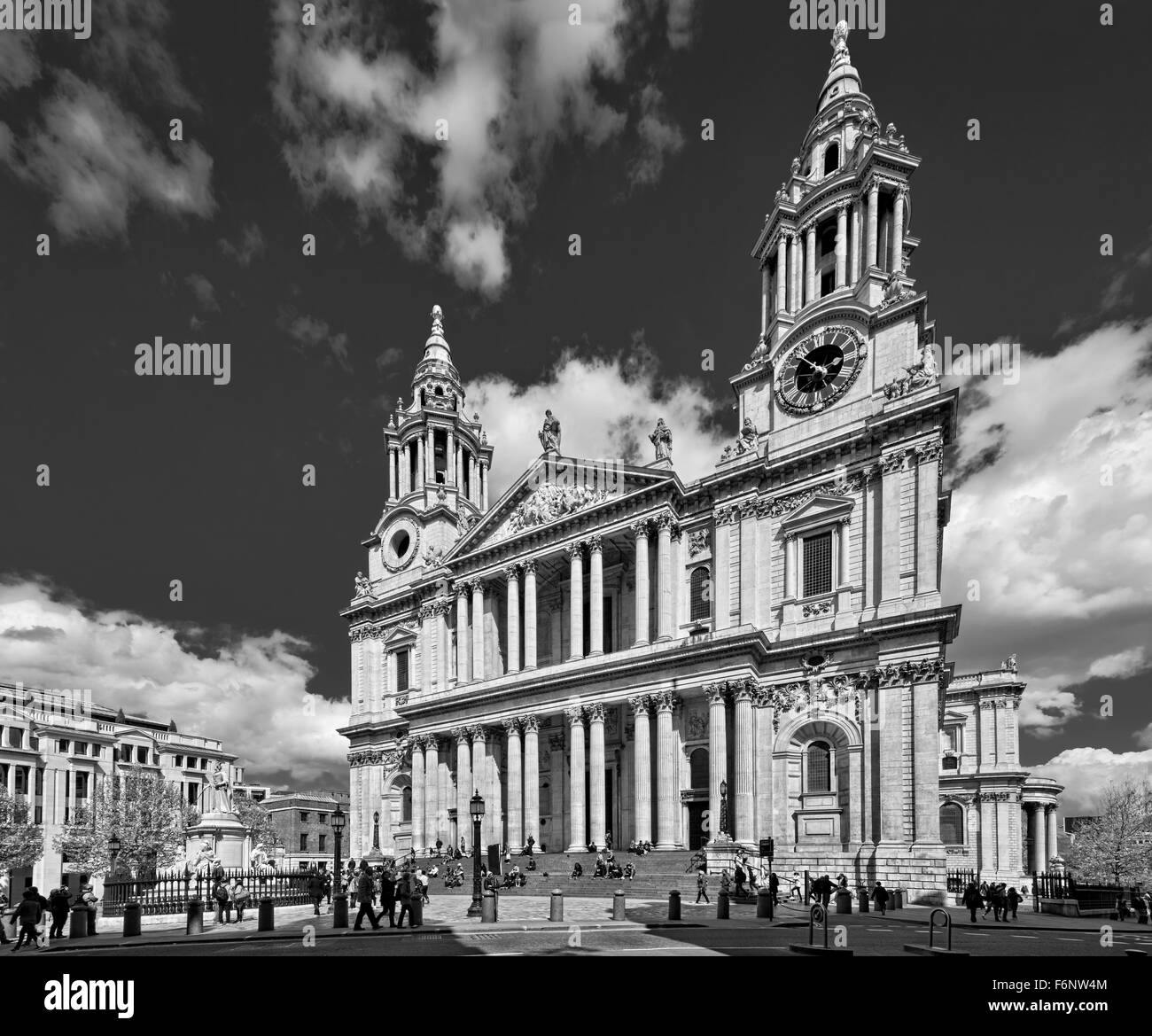 La cattedrale di san Paolo a Londra progettato da Sir Christopher Wren Foto Stock