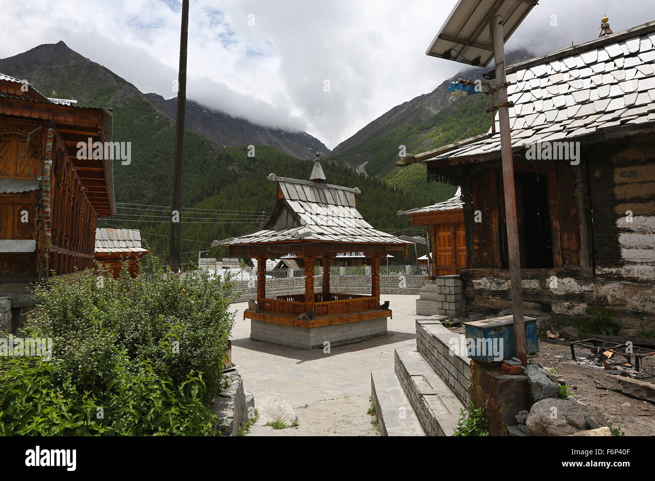 SPITI VALLEY - Devi Mata Mandir Chitkul , villaggio , Himachal Pradesh , India Foto Stock