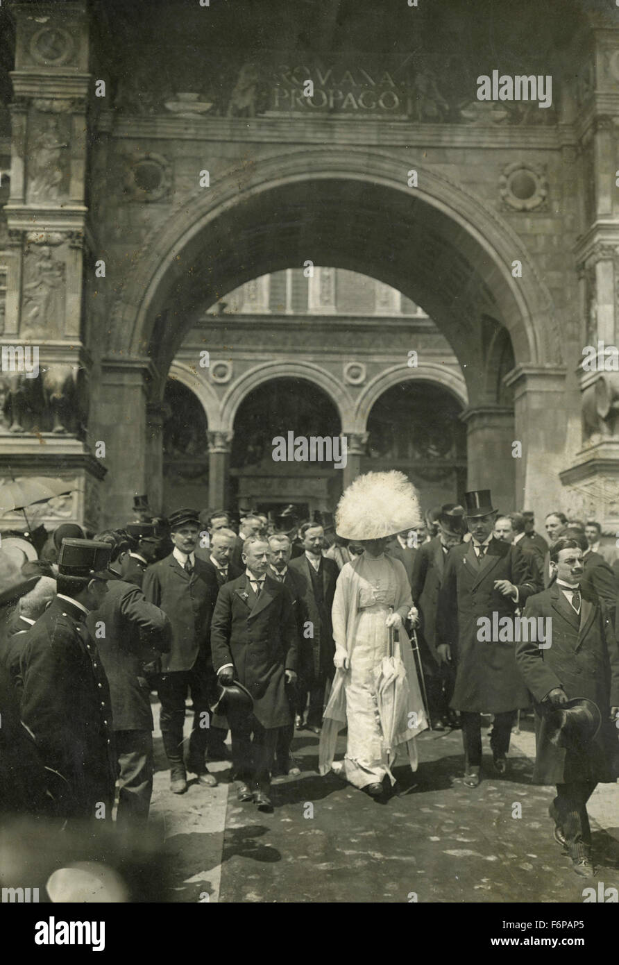 Il Duca e la Duchessa di Genova in occasione dell'inaugurazione dell'Esposizione Universale del 1911, Roma, Italia Foto Stock