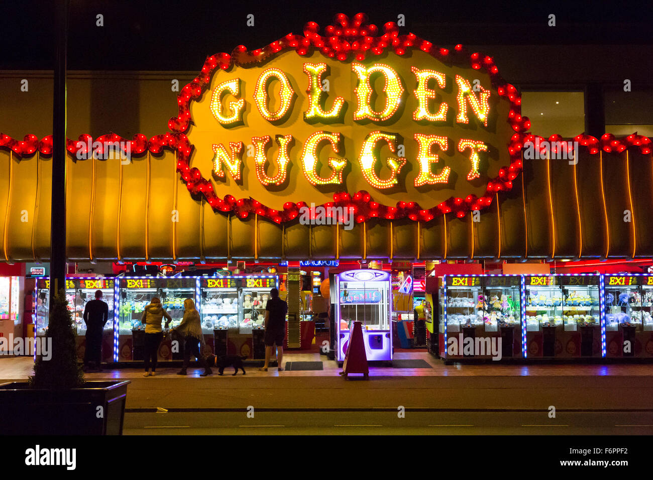 Il Golden Nugget divertimento arcade in Great Yarmouth, Regno Unito Foto Stock