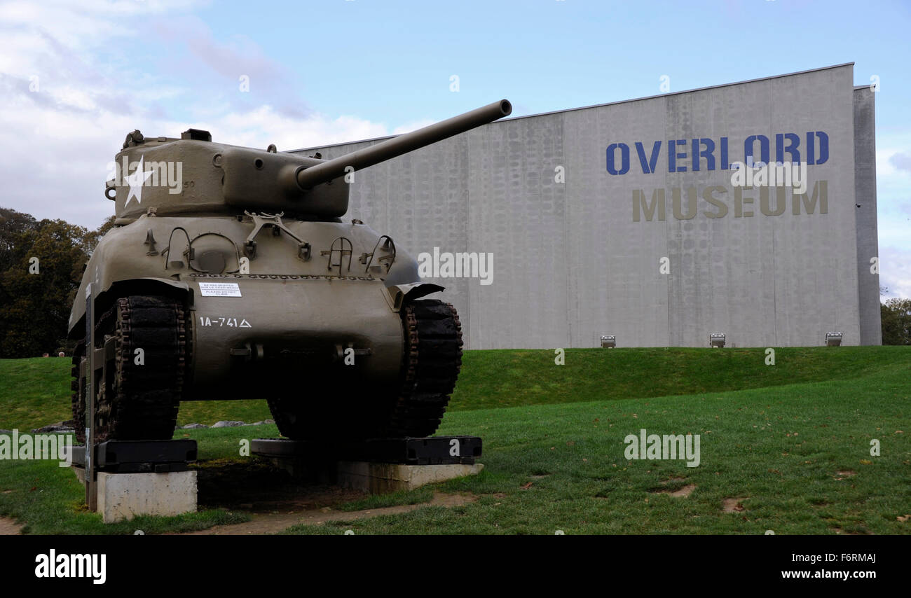 D giorno,Sherman M4A1 serbatoio medio,Overlord museo,Omaha Beach,Colleville-sur-Mer,Normandia,Normandie,Francia,SECONDA GUERRA MONDIALE Foto Stock