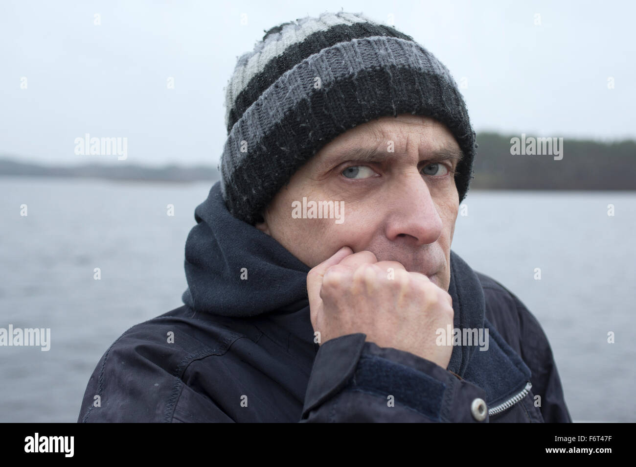 Uomo di congelamento Foto Stock