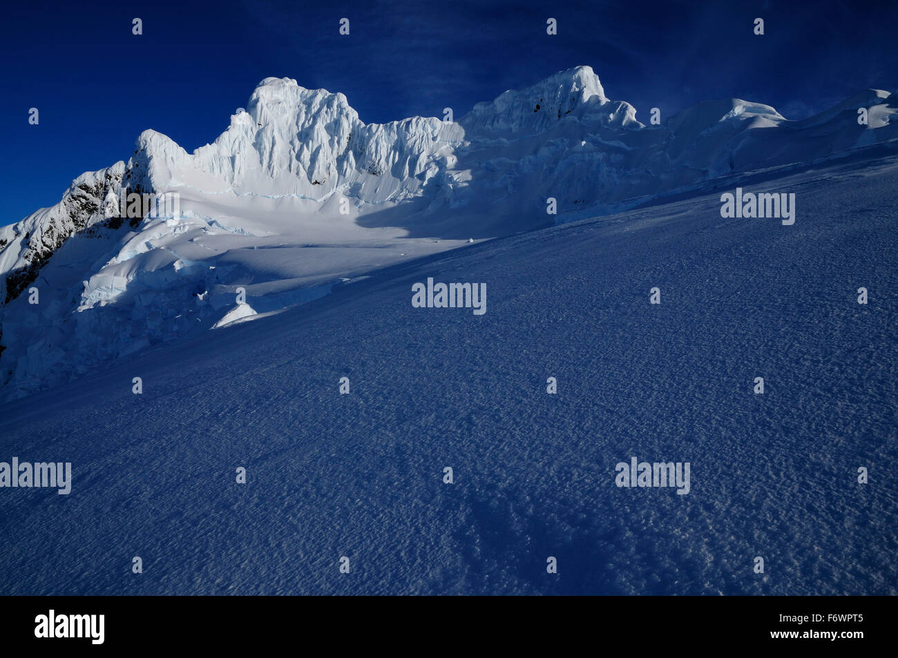 Parete nord del monte Sarmiento, Cordillera Darwin, Tierra del Fuego, Cile Foto Stock