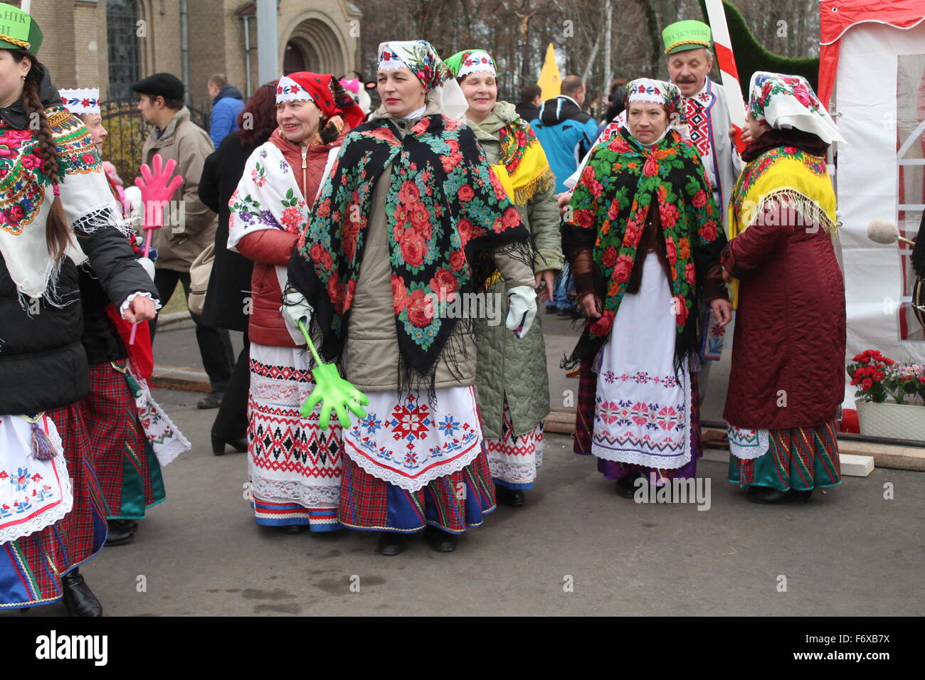 Tradizione bielorusso saluto di nuovo raccolto 'Dozhinki', Novembre 13, 2015, Vileyka, Bielorussia Foto Stock