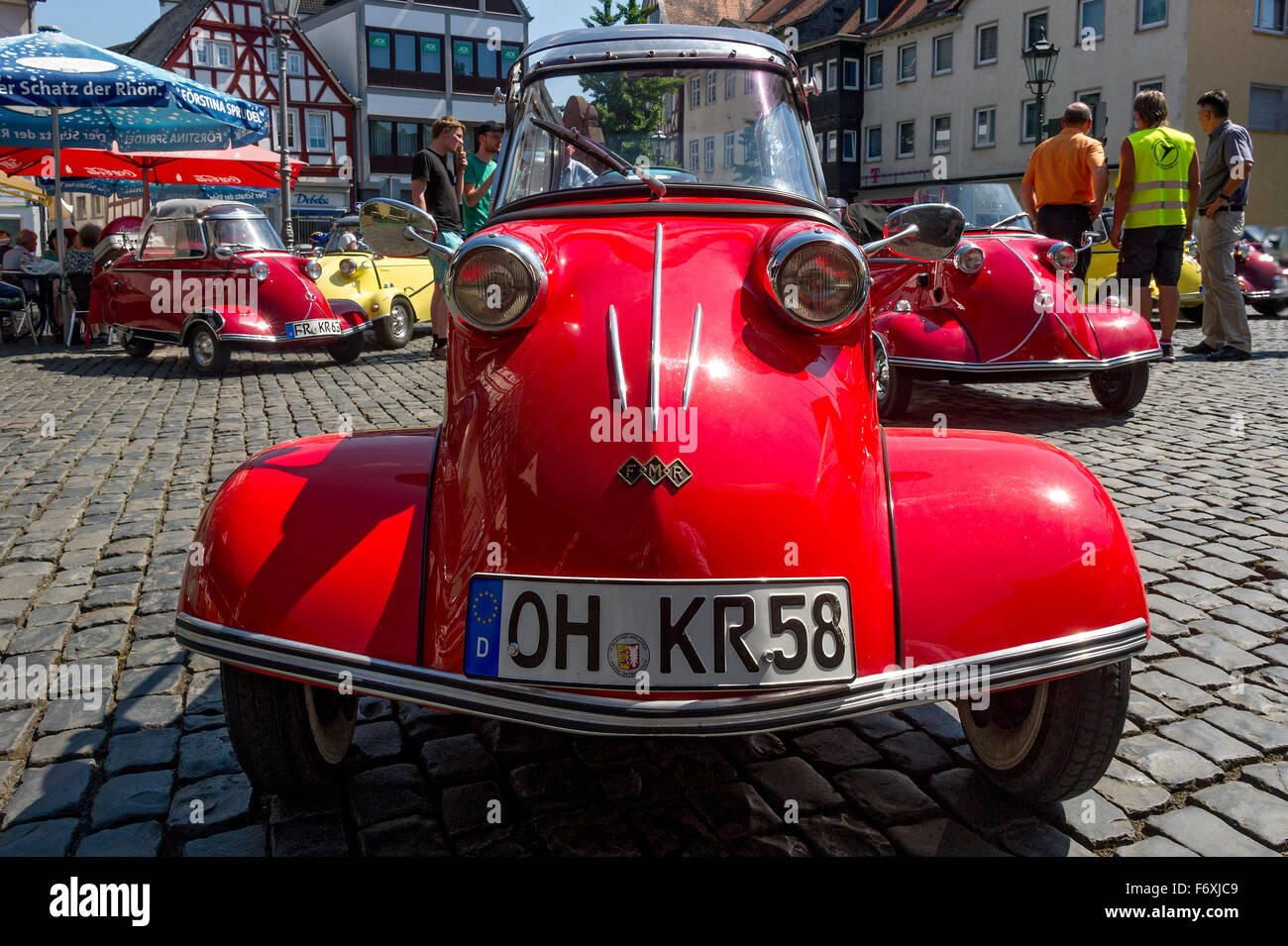 Oldtimer riunione, Vintage Messerschmitt cabin scooter FMR, varianti di modello del KR 200, costruito nel 1955-1964, market place, Nidda Foto Stock