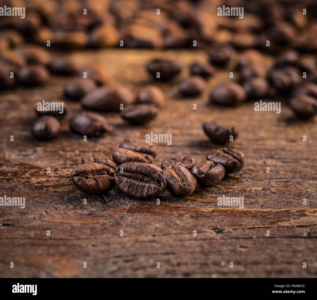 Caffè su grunge sfondo di legno Foto Stock
