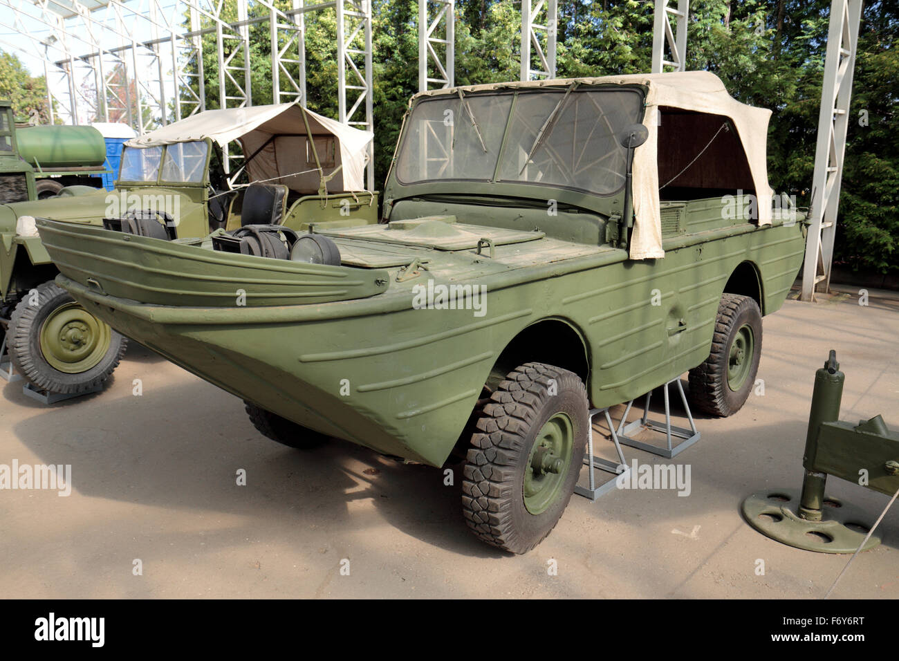 Un americano Ford GPA Veicolo anfibio ('Seep') nell'esposizione di attrezzature militari in Park Pobedy, Mosca, Russia. Foto Stock