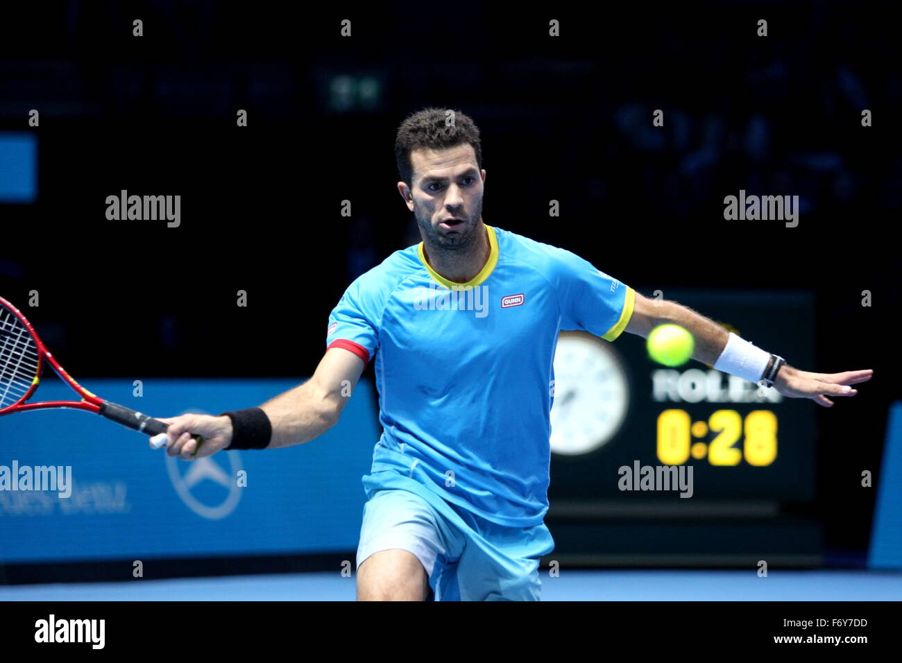 Barclays ATP World Tour Finals, Bob BRYAN (USA), Mike Bryan (USA) vs Jean-Julien (NED), Horica Tecau (ROU) nel giorno 7 semifinali match. Jean-Julien (NED), Horica Tecau (ROU) vincere. O2 Arena, Londra, Regno Unito. Il 21 novembre 2015. Foto Stock