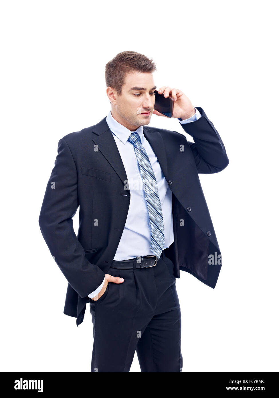 Business caucasico persona parlando al cellulare Foto Stock