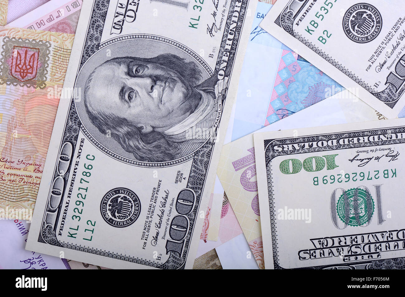 Ucraino grivna e i dollari americani Foto Stock