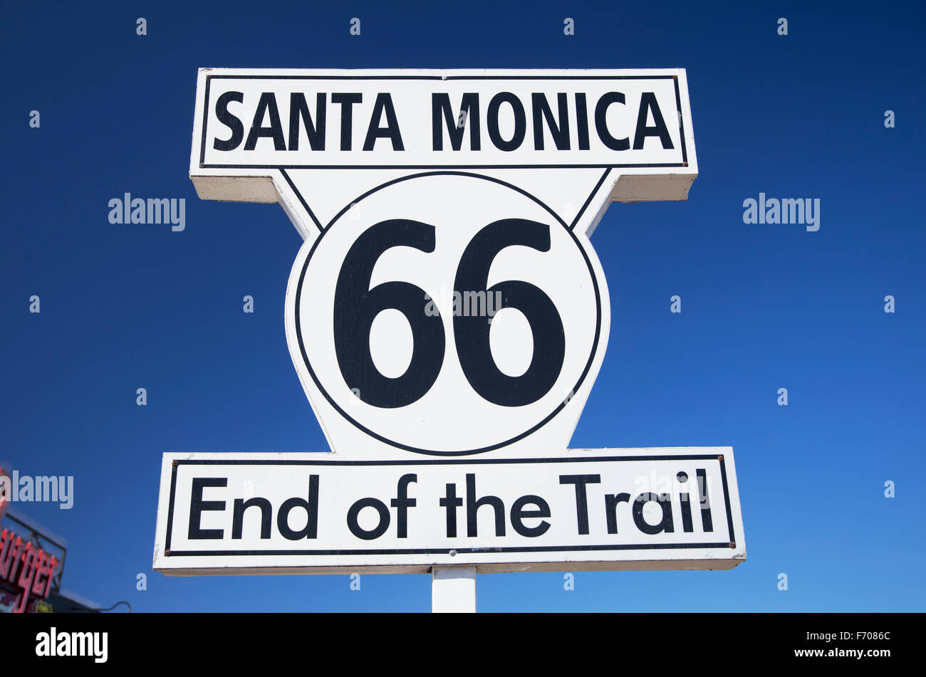 Santa Monica, California, Stati Uniti d'America 5/2/2015, Route 66 segno Santa Monica Pier, fine della famosa Route 66 autostrada da Chicago Foto Stock