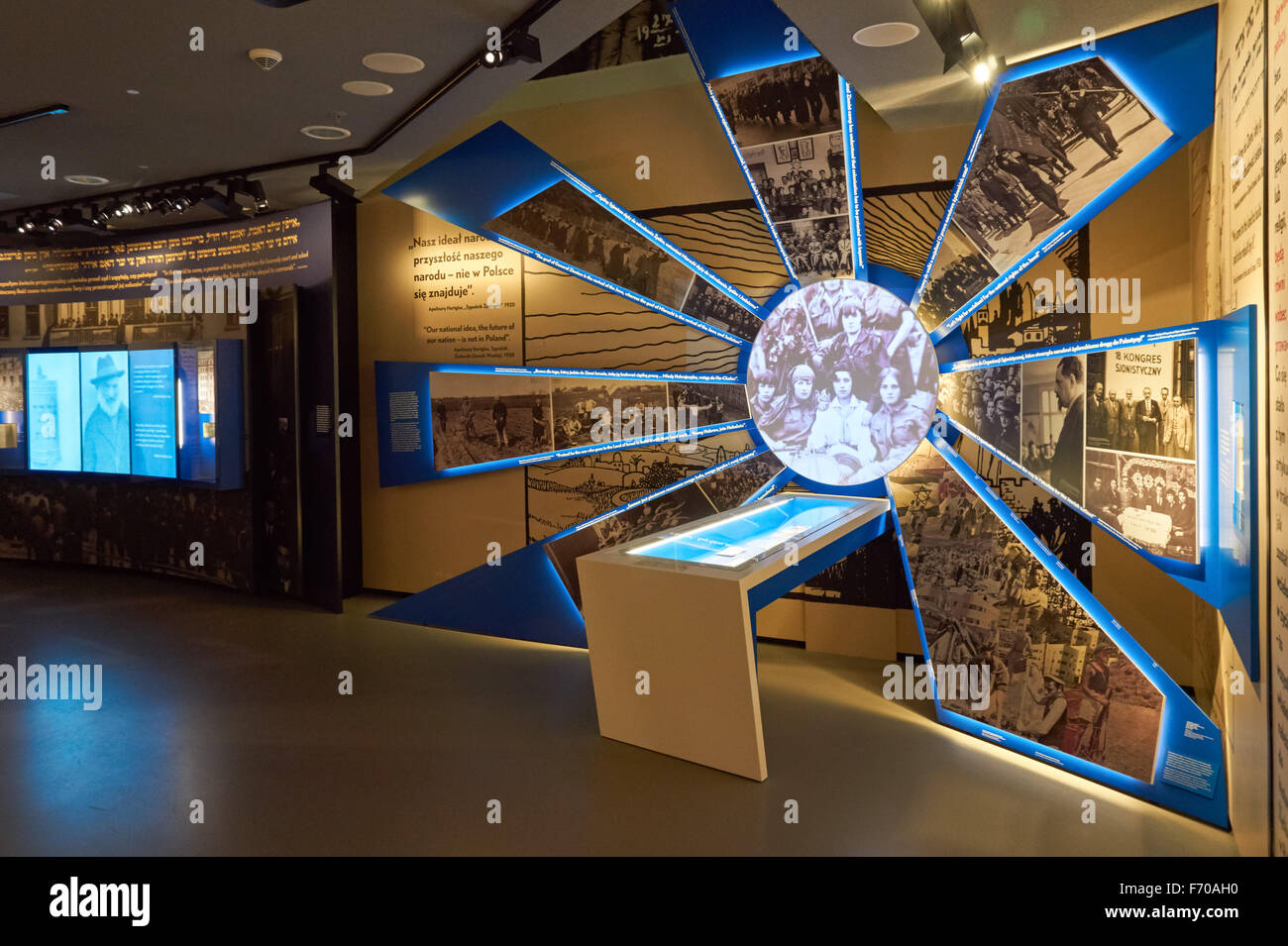La POLIN Museo di Storia di ebrei polacchi, Varsavia POLONIA Foto Stock