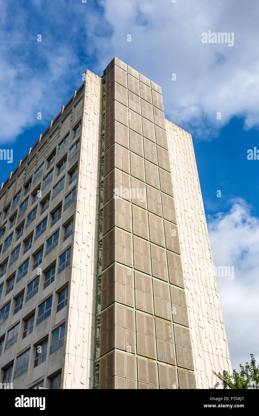 L'edificio di Faraday, sull'ex UMIST campus, Università di Manchester, Manchester, Inghilterra, Regno Unito Foto Stock