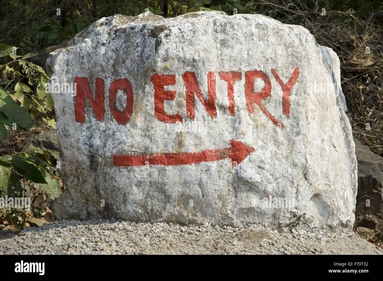 Nessun cartello d'ingresso su Stone, mumbai, Maharashtra, india, asia Foto Stock