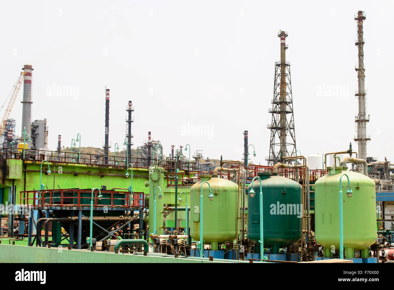 raffineria di petrolio, raffineria di petrolio, impianto di processo industriale, visakhapatnam, andhra pradesh, india, asia Foto Stock