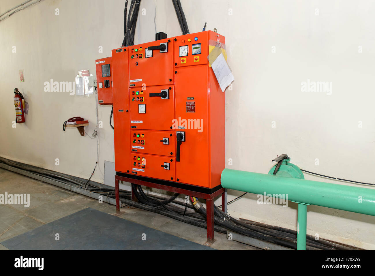 Controllo pompa idranti antincendio, India, Asia Foto Stock