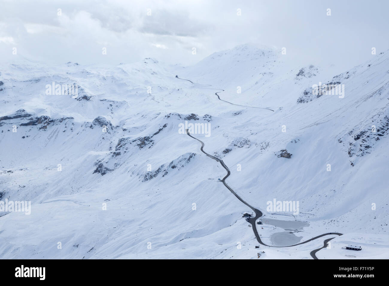 Il Großglockner alta Alpine strada in inverno, Alti Tauri Parco Nazionale, Austria, Europa Foto Stock
