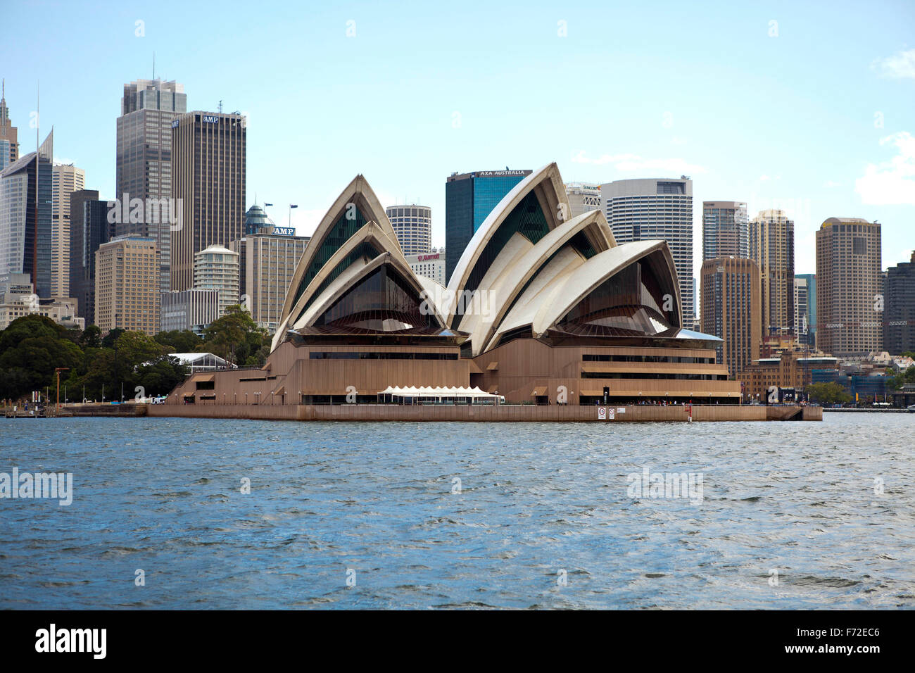 Sydney Opera House, Opera House, centro per le arti dello spettacolo, Sydney Harbour, Sydney, Nuovo Galles del Sud, Australia Foto Stock