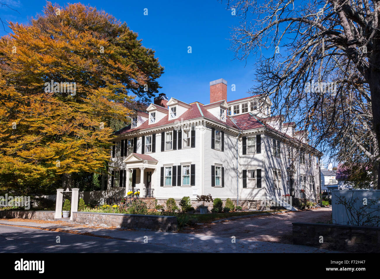 Xviii secolo coloniale placcati in legno case Newport, Rhode Island, U.S.A. Foto Stock