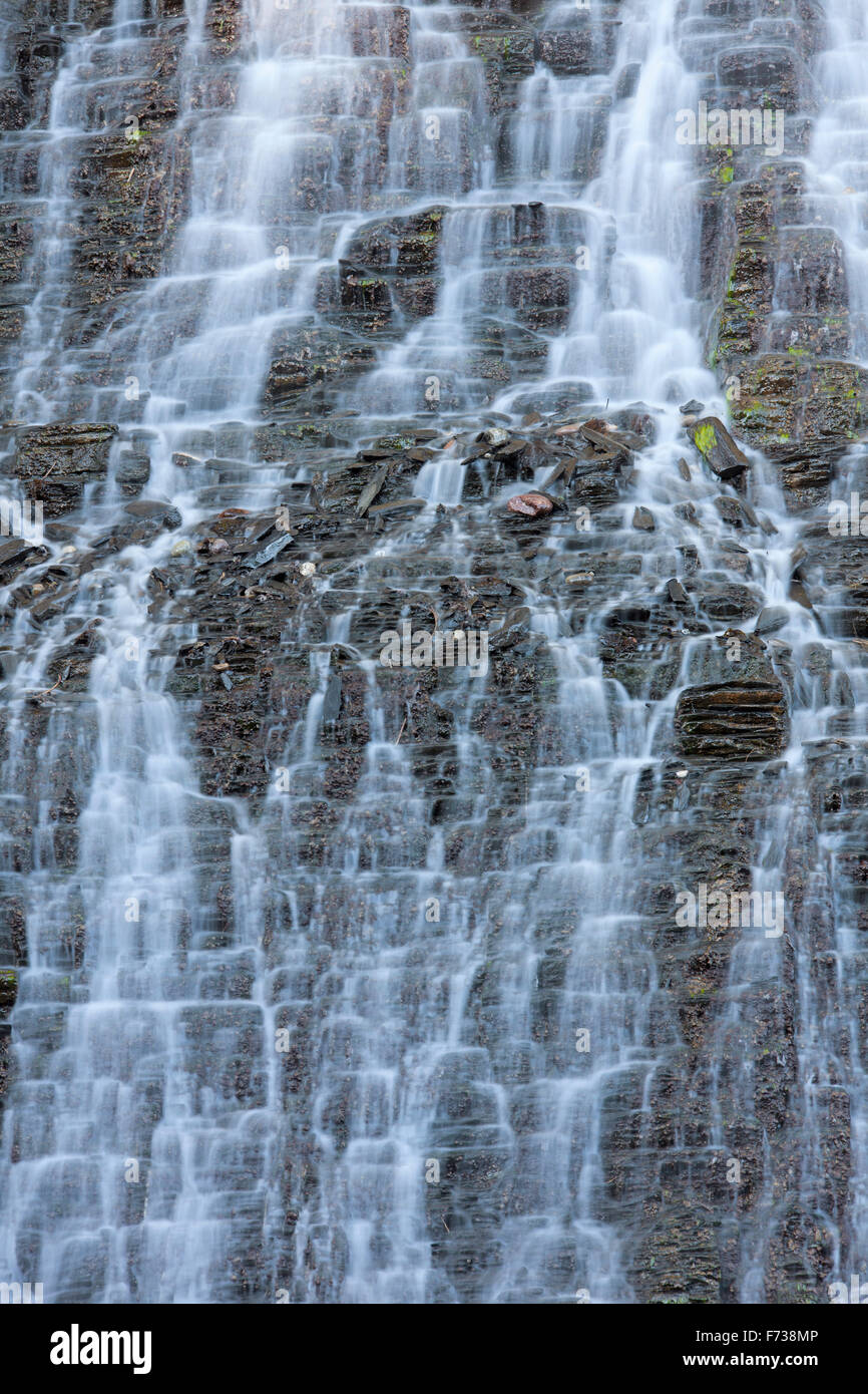 La cascata nel Canyon Maligne, Jasper National Park, Alberta, Canadian Rockies, Canada Foto Stock