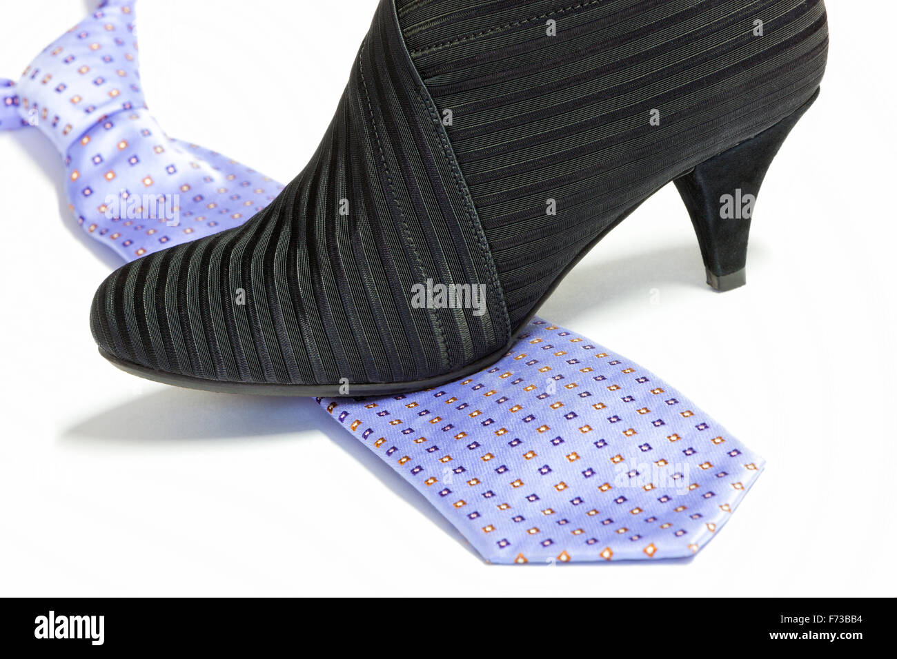 Rappresentazione concettuale del conflitto tra le donne e gli uomini Foto Stock