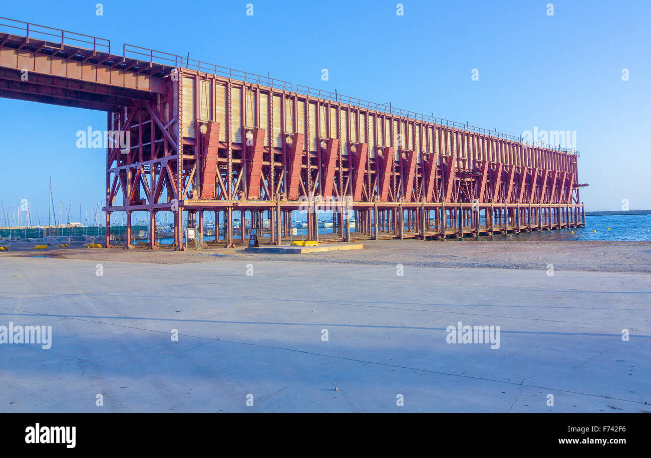 Antica struttura mineraria 'l'inglese " Cavo Cable Inglés su almeria Spagna Foto Stock