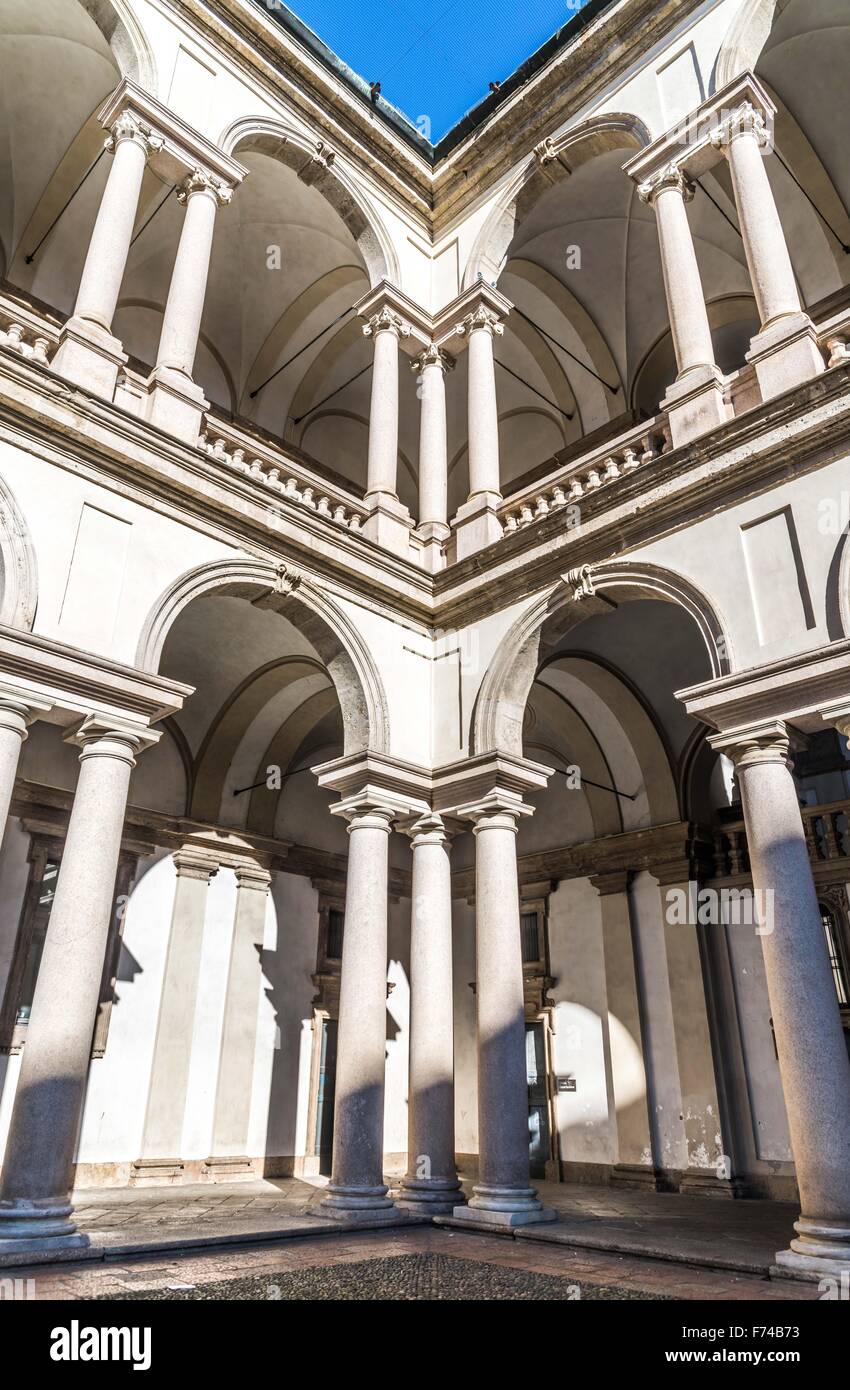 Pinacoteca di Brera colonne , Milano, Italia Foto Stock