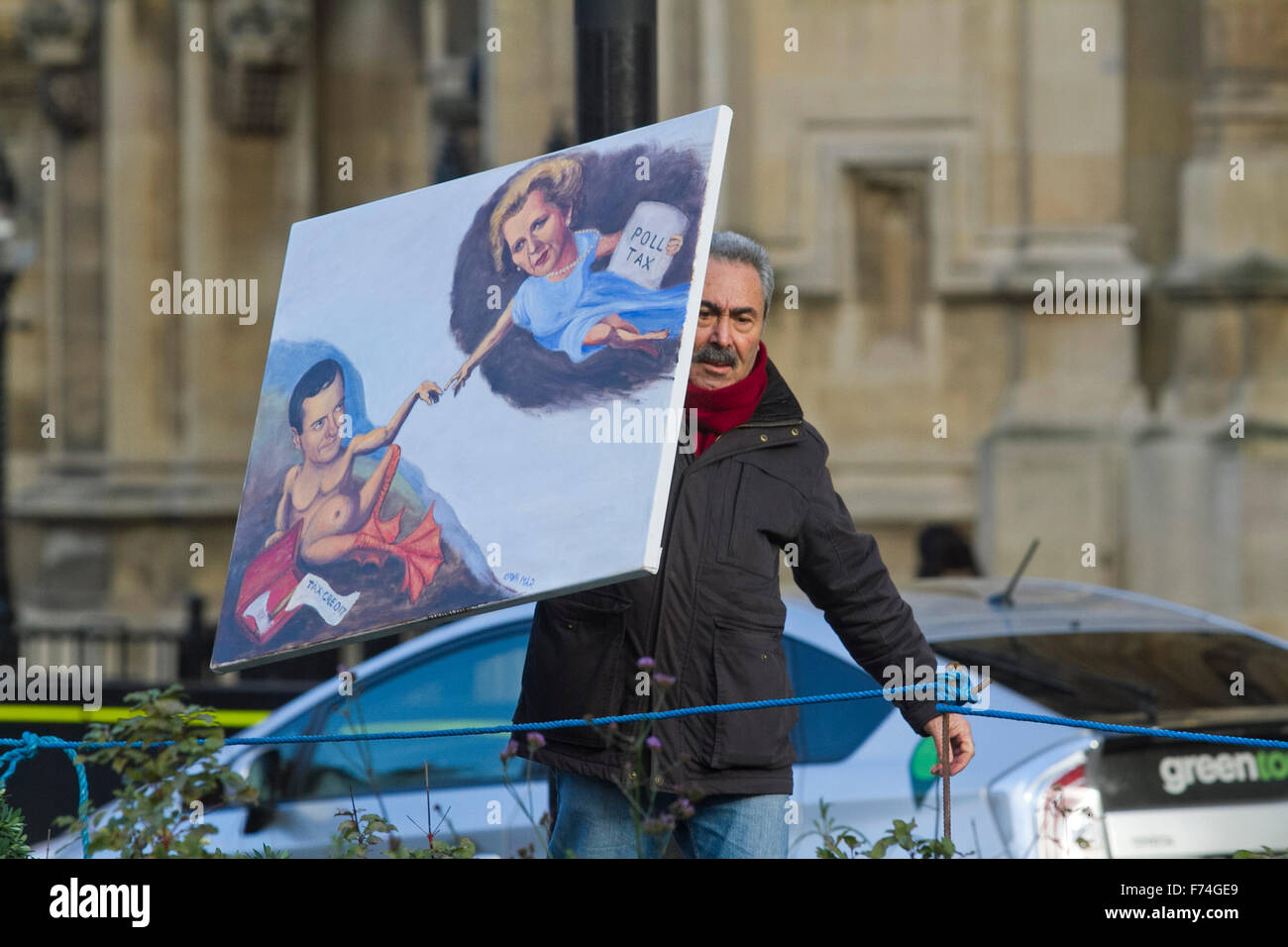 Westminster London,UK. Il 25 novembre 2015. Artista e chansonnier Kaya Mar con un dipinto come Cancelliere George Osborne offre il suo autunno 2015 Dichiarazione di spesa del credito di revisione: amer ghazzal/Alamy Live News Foto Stock