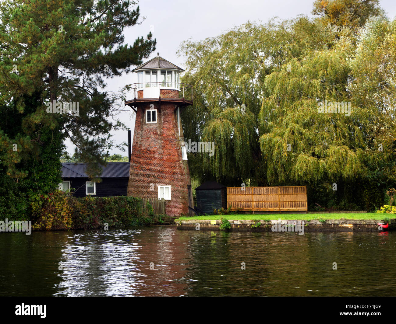 Drenaggio Dydalls mulino sul fiume Bure vicino Horning Norfolk Inghilterra Foto Stock