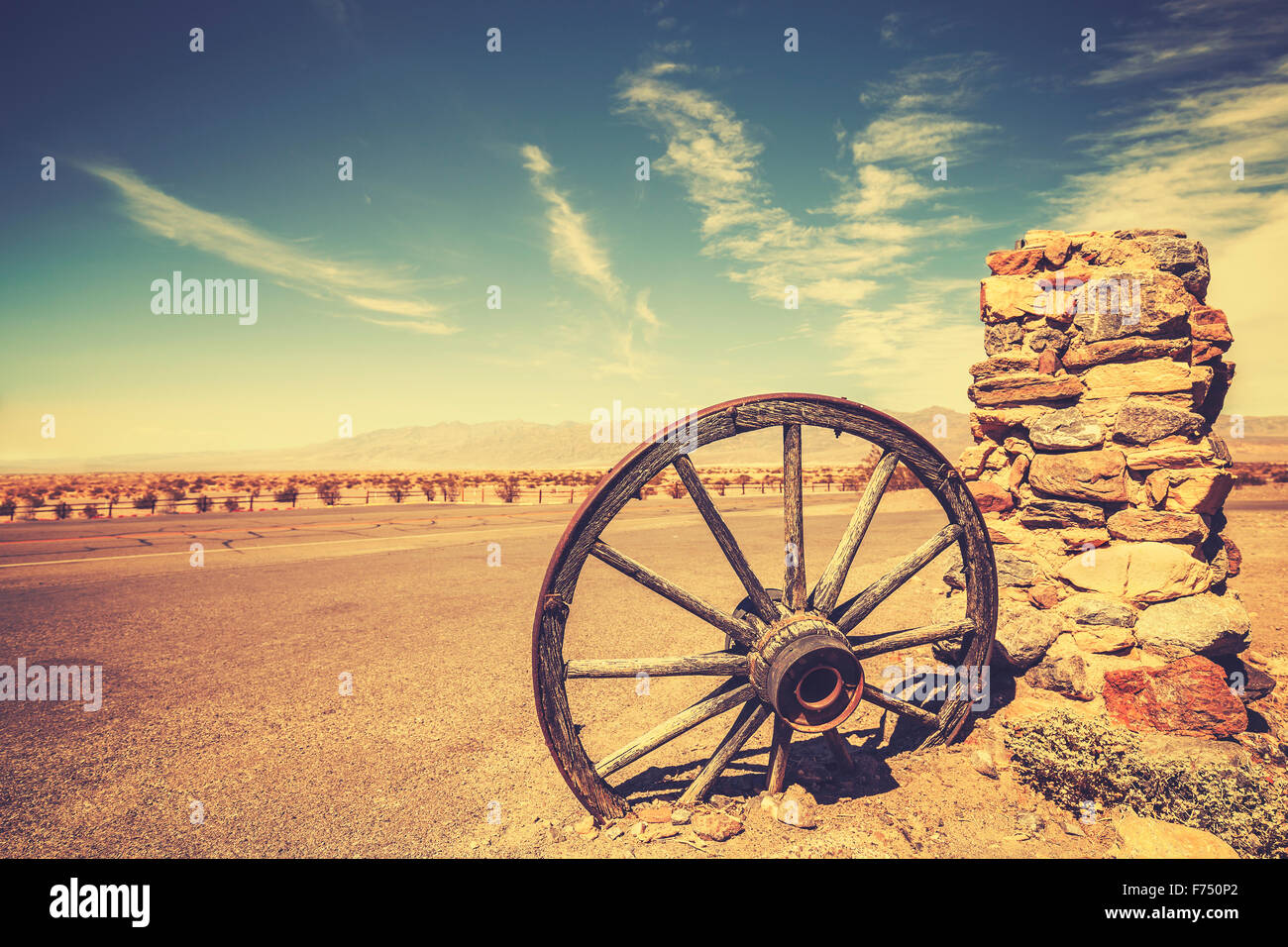 In stile retrò vecchio appoggiate, wild west concetto, Death Valley, Stati Uniti d'America. Foto Stock