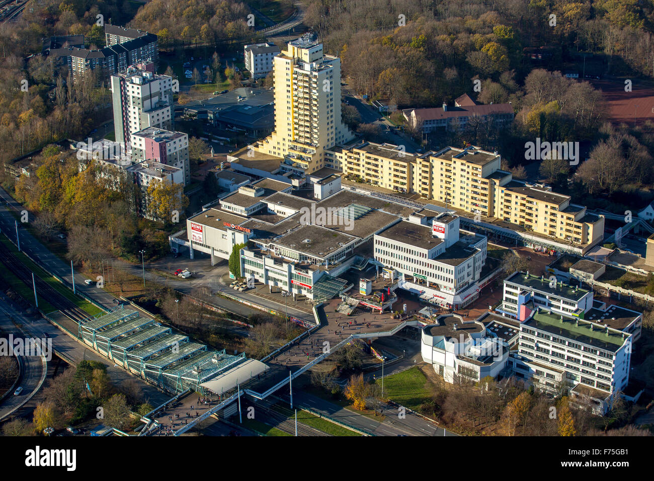 Neustadt an der RUB, le torri residenziali, dormitori, appartamenti di studenti Bochum, la zona della Ruhr, Renania settentrionale-Vestfalia Germania Foto Stock