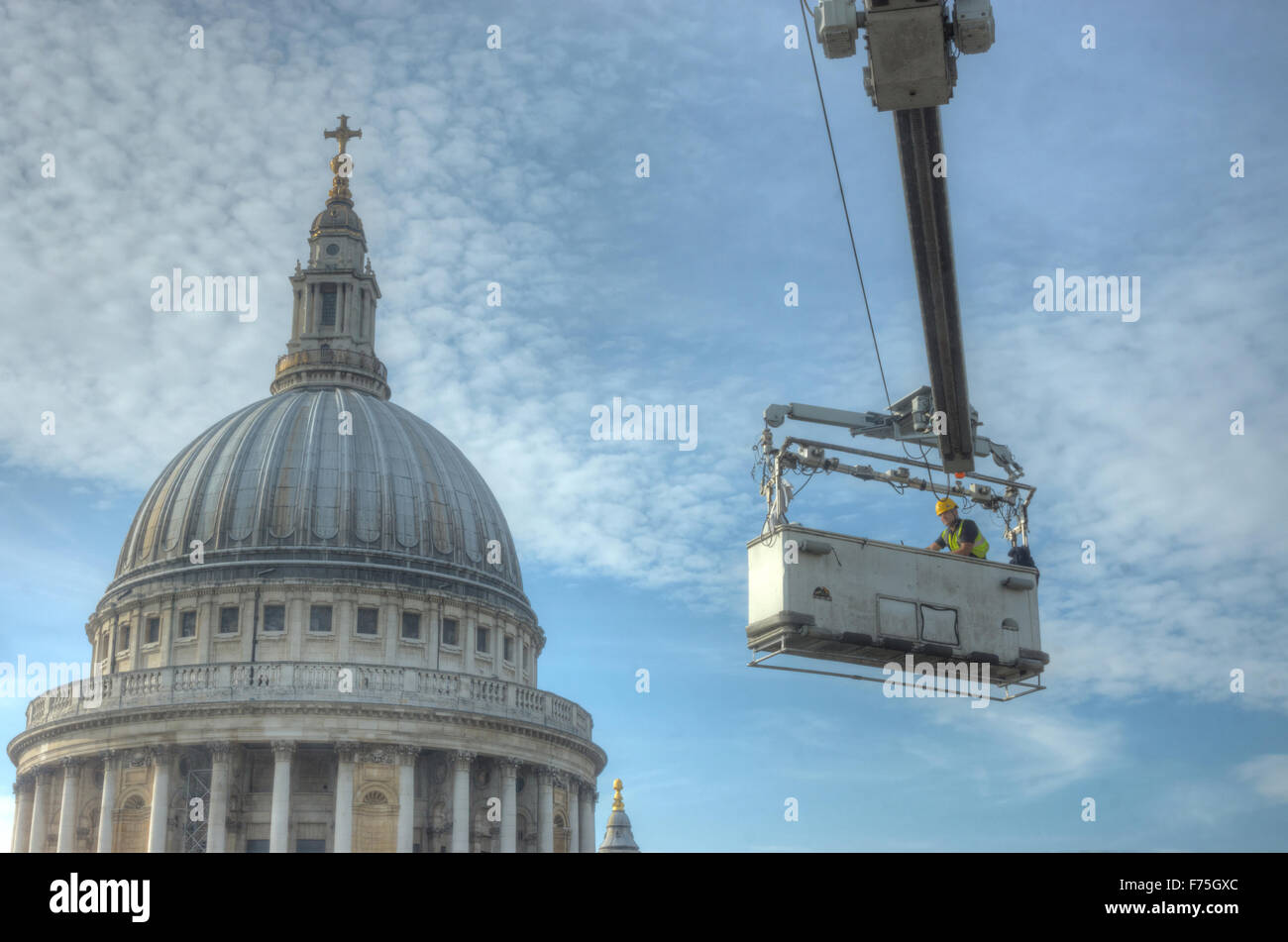 Crane-Suspended Manbasket elevata piattaforma di lavoro Foto Stock