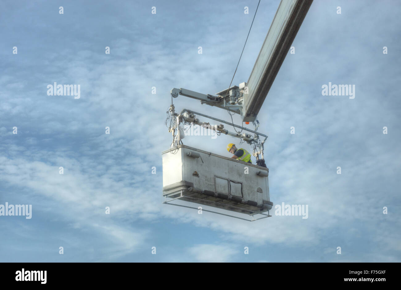 Crane-Suspended Manbasket elevata piattaforma di lavoro Foto Stock