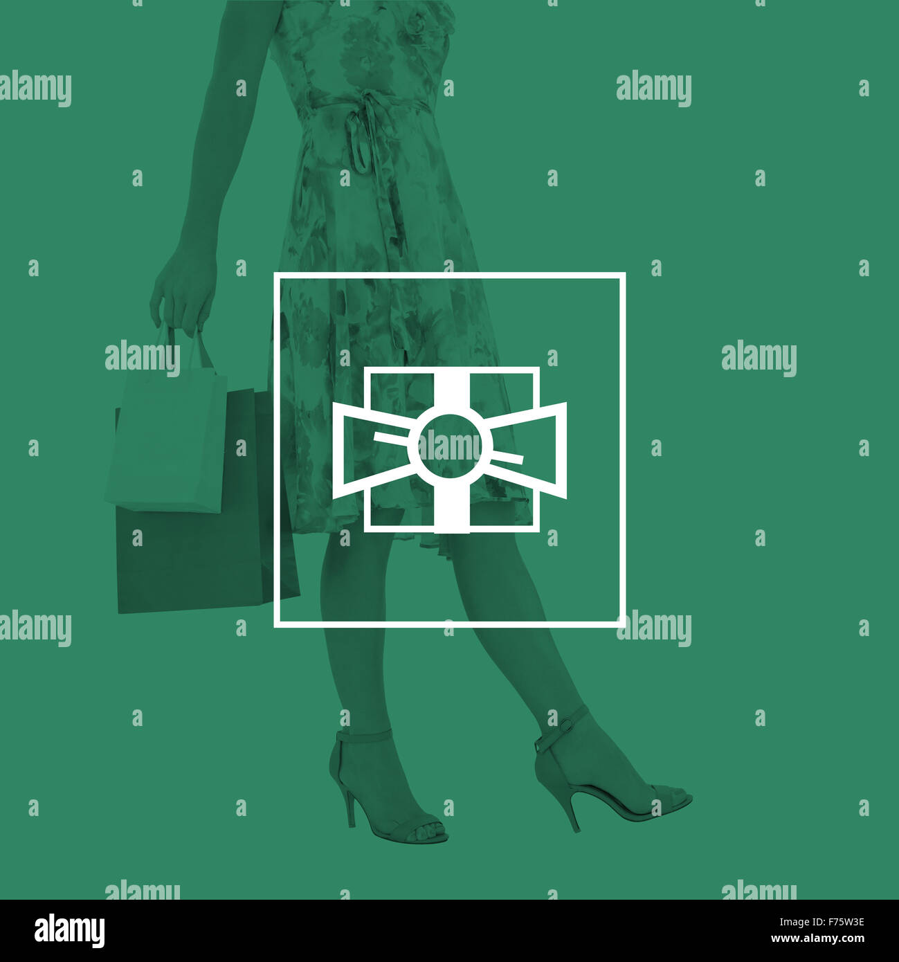 Immagine composita della donna elegante con borse per lo shopping Foto Stock