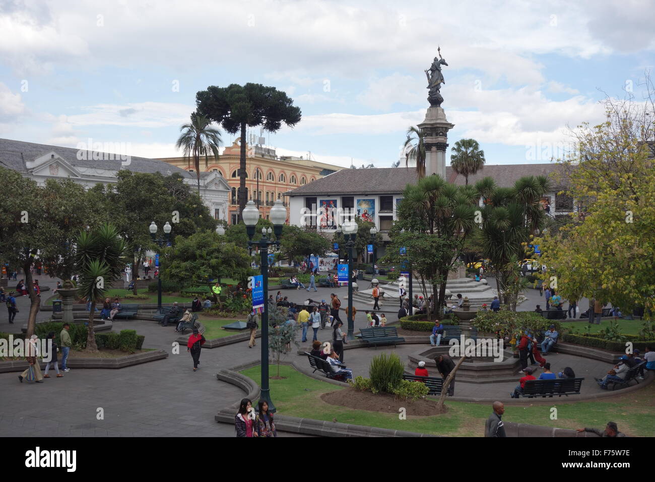 Plaza Grande, la piazza centrale nel centro storico, centro coloniale di Quito, Ecuador. Foto Stock
