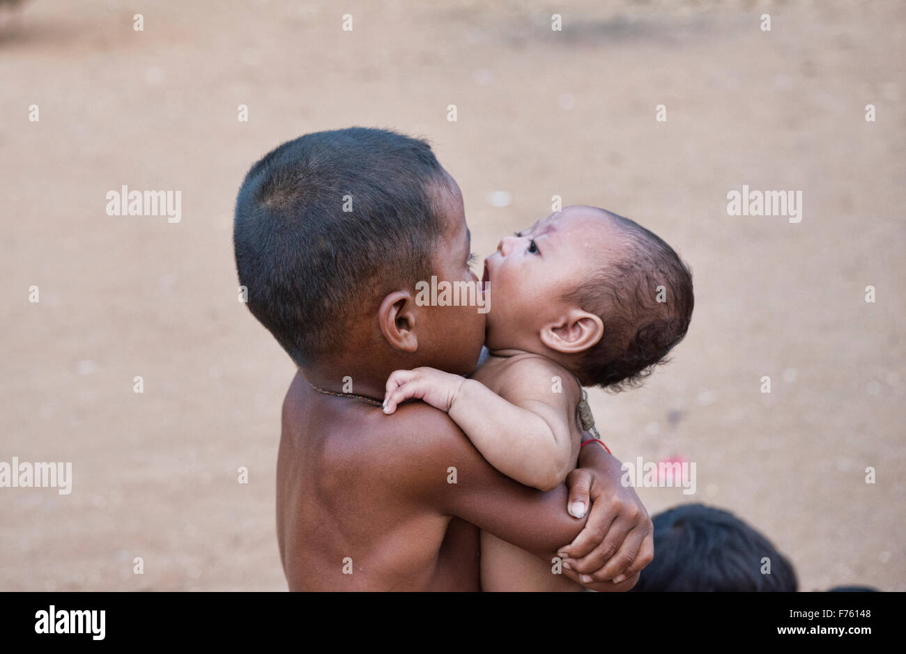 L amore fraterno, Siem Reap, Cambogia Foto Stock