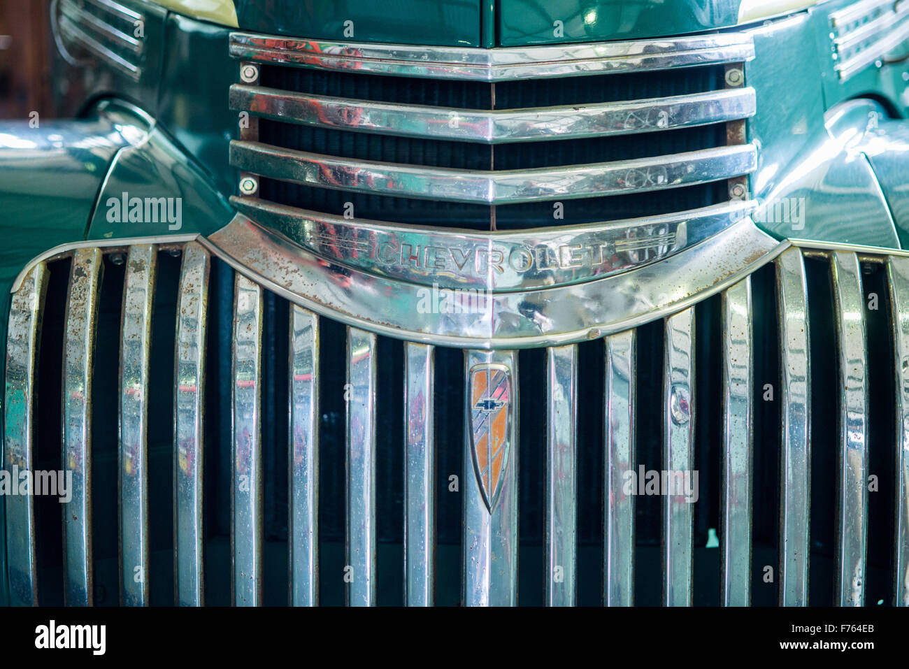 Dettaglio della parte anteriore di un antico Chevrolet auto in Sud Africa Foto Stock