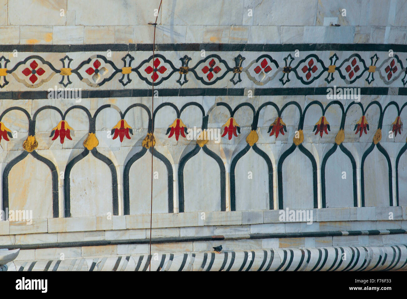 Ad intarsio a parete, Taj Mahal, Agra, Delhi, India, Asia Foto Stock