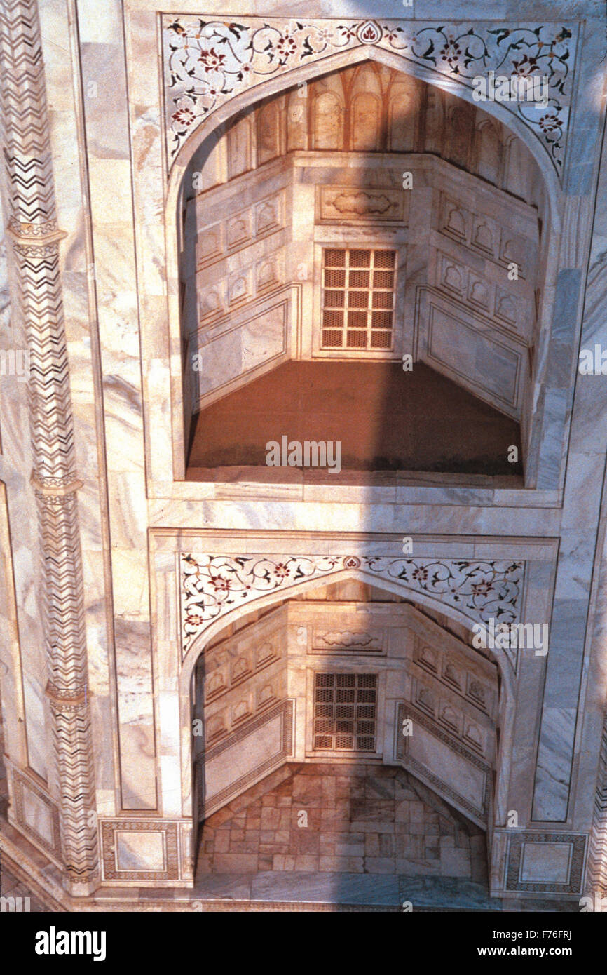 Le nicchie di Taj Mahal facciata esterna, Agra, Delhi, India, Asia Foto Stock
