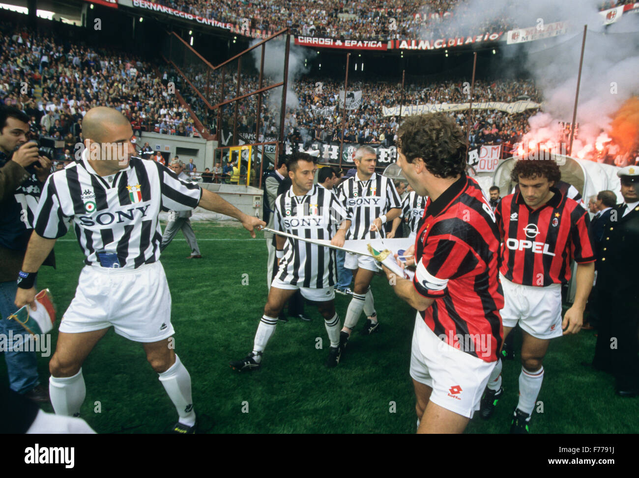Franco Baresi,Gianluca Vialli,Roberto Donadoni,1998 Foto Stock