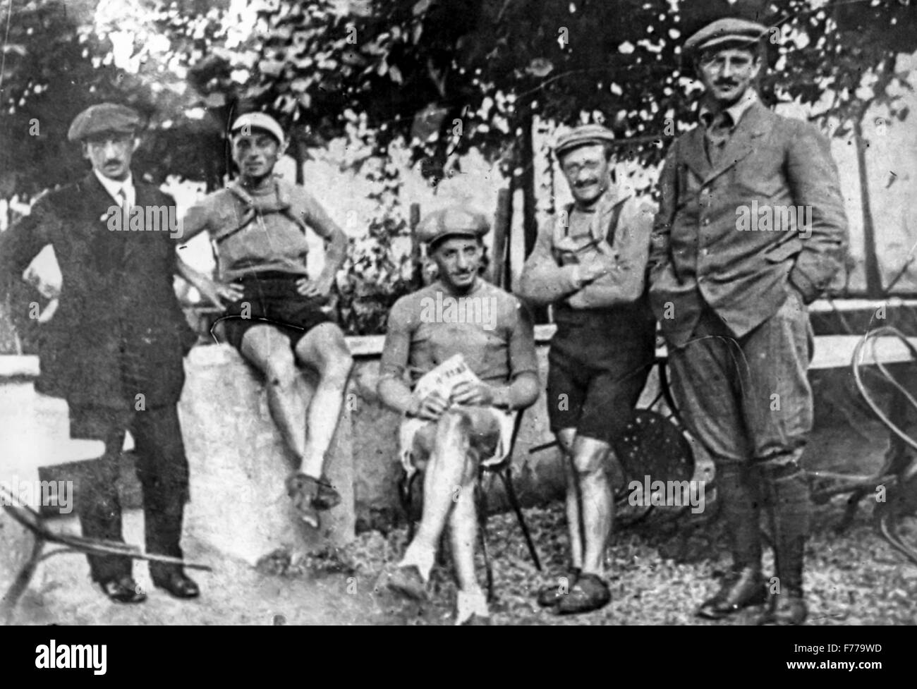 Luigi Ganna,eberardo pavesi,giovanni micheletto,carlo galetti e natale bosco,ciclisti 1912 Foto Stock