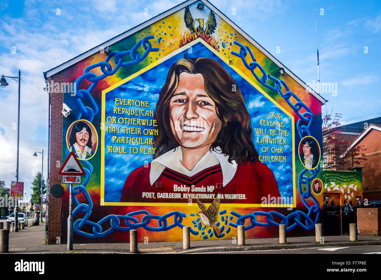 Bobby Sands murale su Belfast's Falls Road Foto Stock