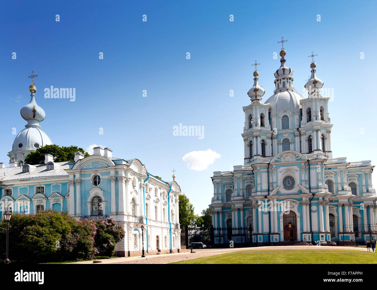 Cattedrale di Smolnyi (Convento Smolny), San Pietroburgo Foto Stock Cattedrale di Smolnyi (Convento Smolny), San Pietroburgo Foto Stock