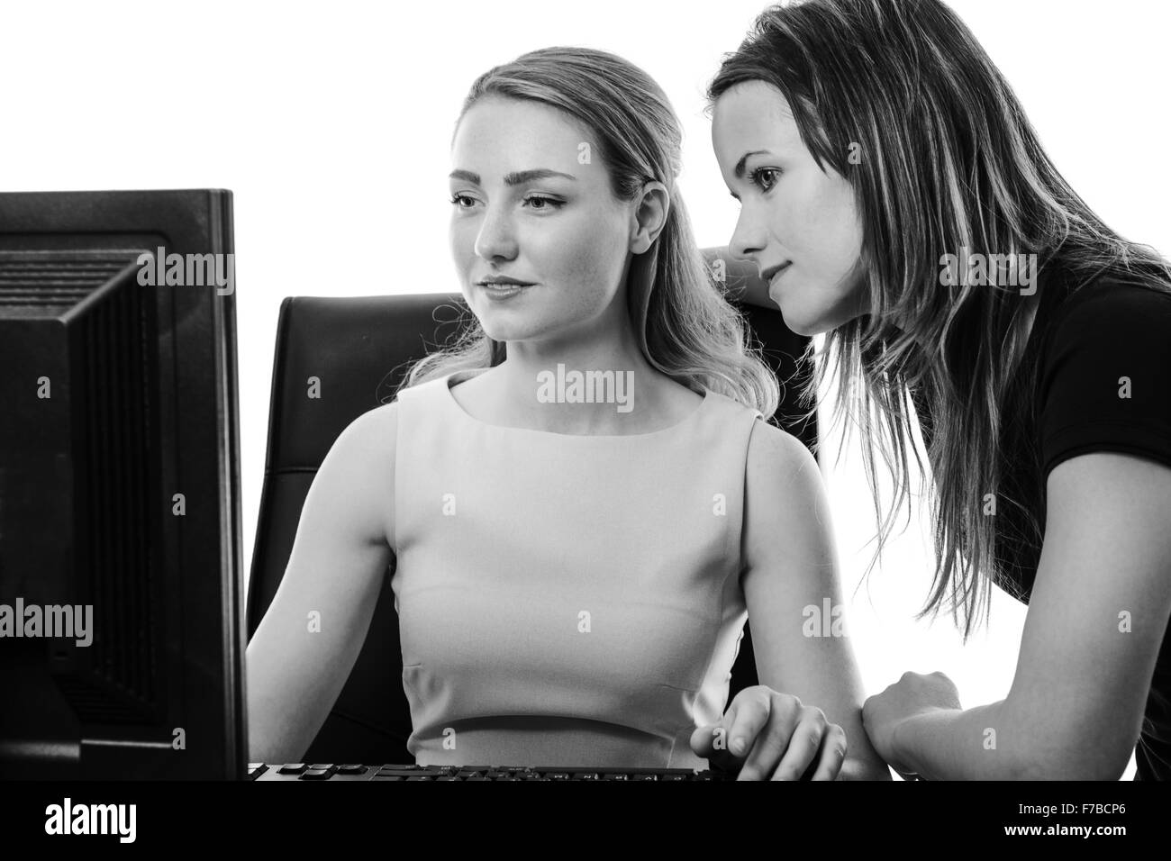 Due business donna che lavorano insieme Foto Stock