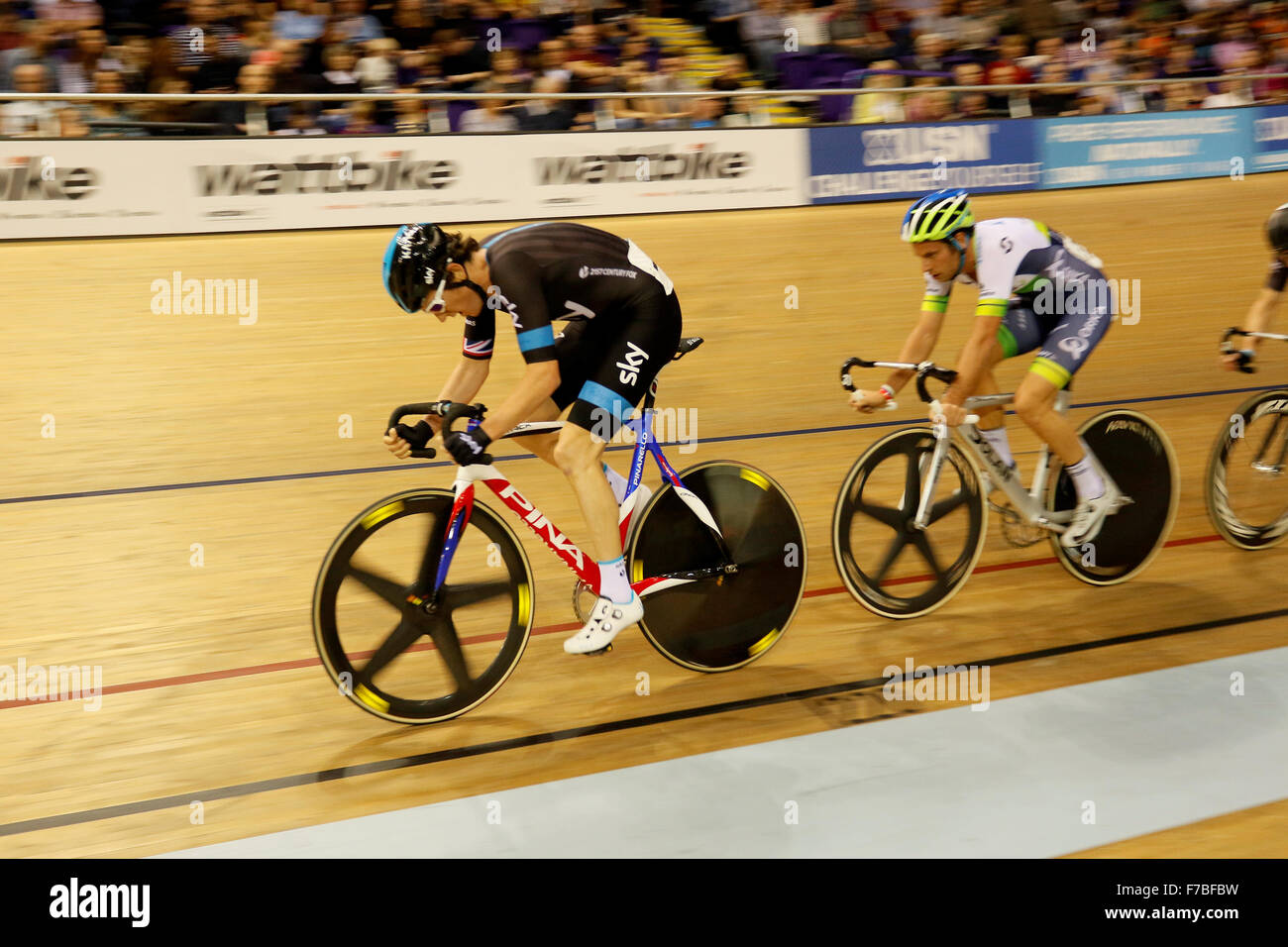 Glasgow. 28 Novembre, 2015.Serie di rivoluzione intorno a cinque.Elite Mens punti in campionato gara. Geraint Thomas Credito: Dan Cooke/Alamy Live News Foto Stock