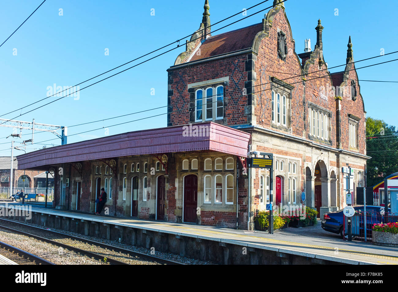 L'elegante stazione ferroviaria di Stone Staffordshire Foto Stock