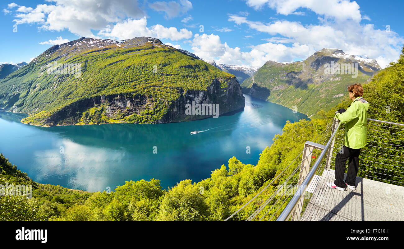 Punto di vista del paesaggio di Geiranger Fjord, Norvegia Foto Stock