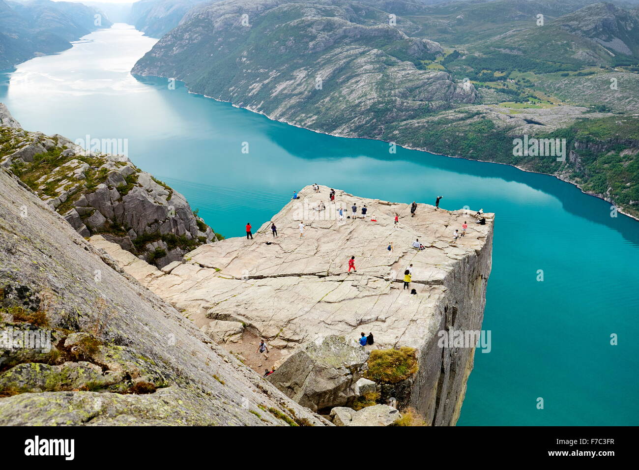 Paesaggio di Prekestolen pulpito Rock, Lysefjorden, Norvegia Foto Stock