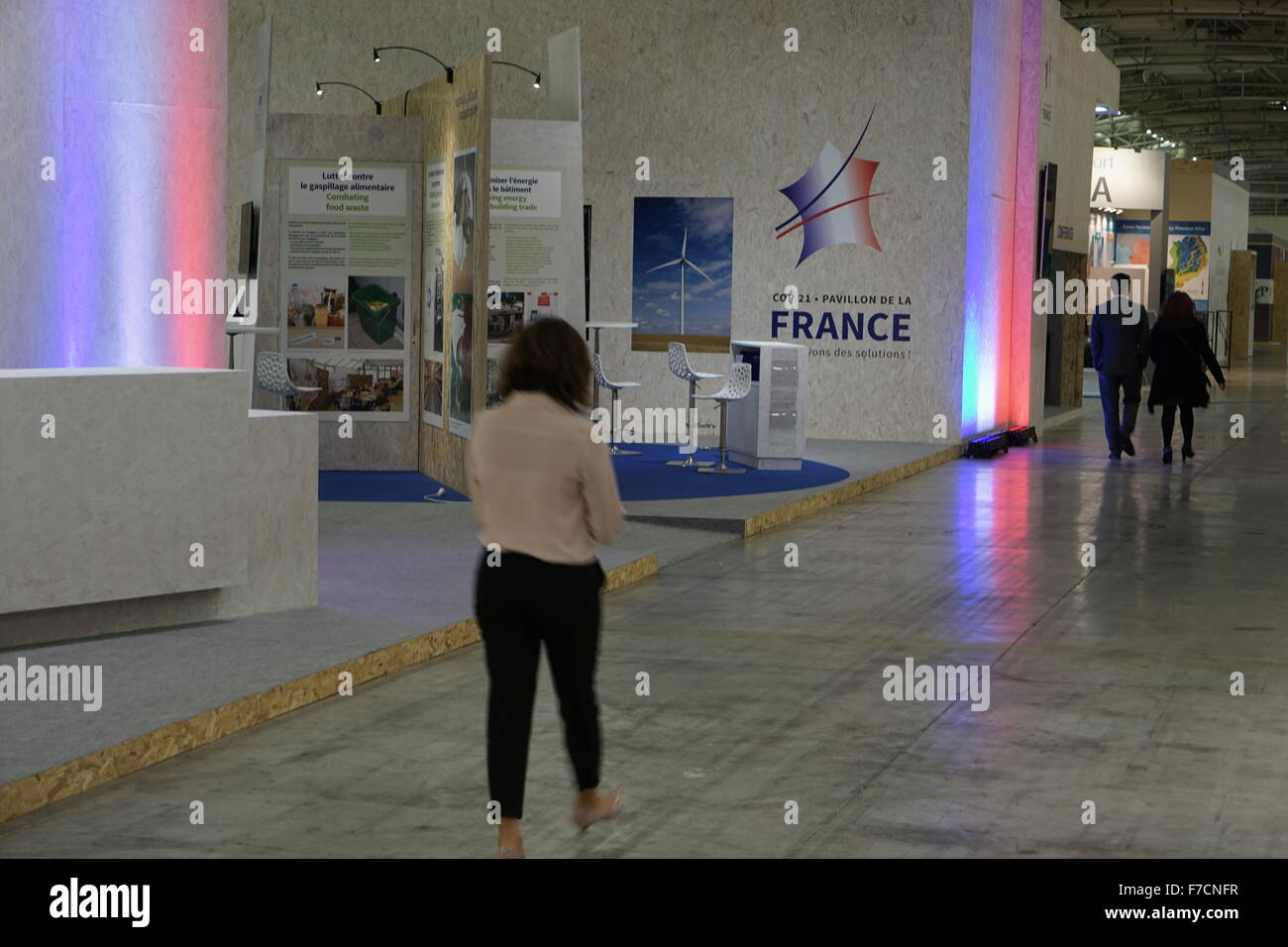 Le Bourget, Parigi, Francia. Il 29 Novembre, 2015. La COP21 conferenza delle Nazioni Unite sul cambiamento climatico si terrà dal 29 novembre al 11 dicembre 2015 con 25.000 delegati provenienti da oltre 190 paesi. Credito: David Bertho/Alamy Live News Foto Stock